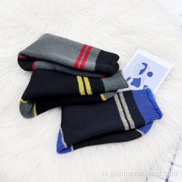 Custom ademende zweetabsorberende thermische sokken